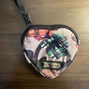 Le Sportsac coin purse heart